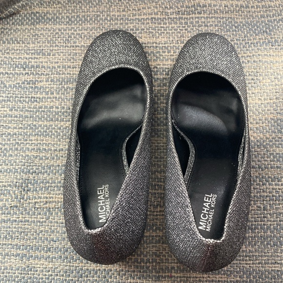 Michael Kors Porter Flex Pump Glitter Chain Mesh in size 7.5 - Picture 4 of 13